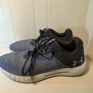 Under Armour Women’s Gray Athletic Shoes
